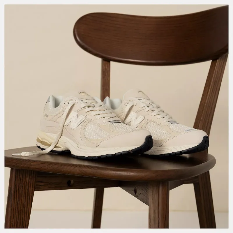 Chaussures New Balance 2002R pour homme - Beige - M2002RCC