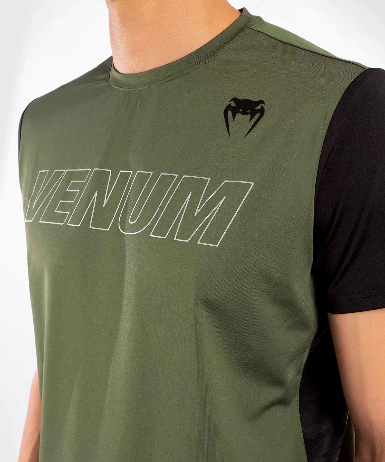 Dry Tech T-shirt Venum Classic Evo - Kaki/Argent