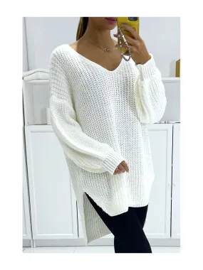 Pull blanc asymétrique en tricot à col v et manches bouffantes, ultra doux