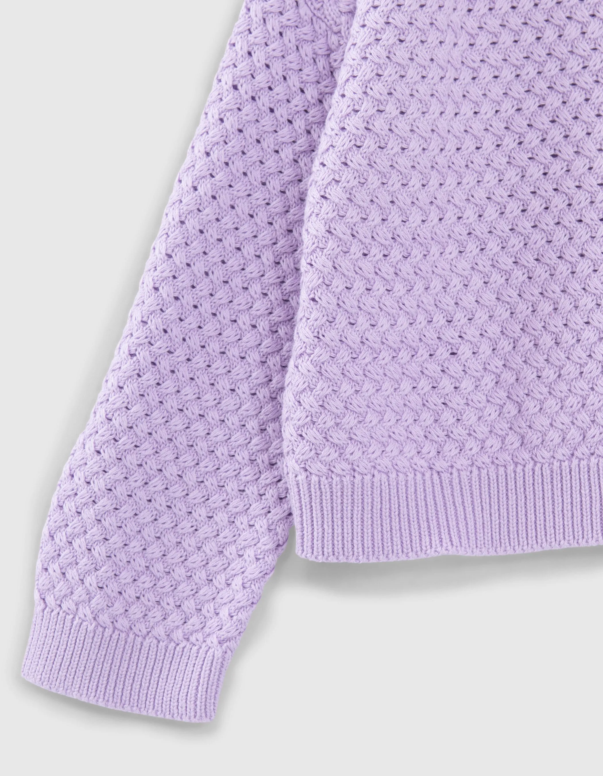 Pull lilas tricot points croisés fille