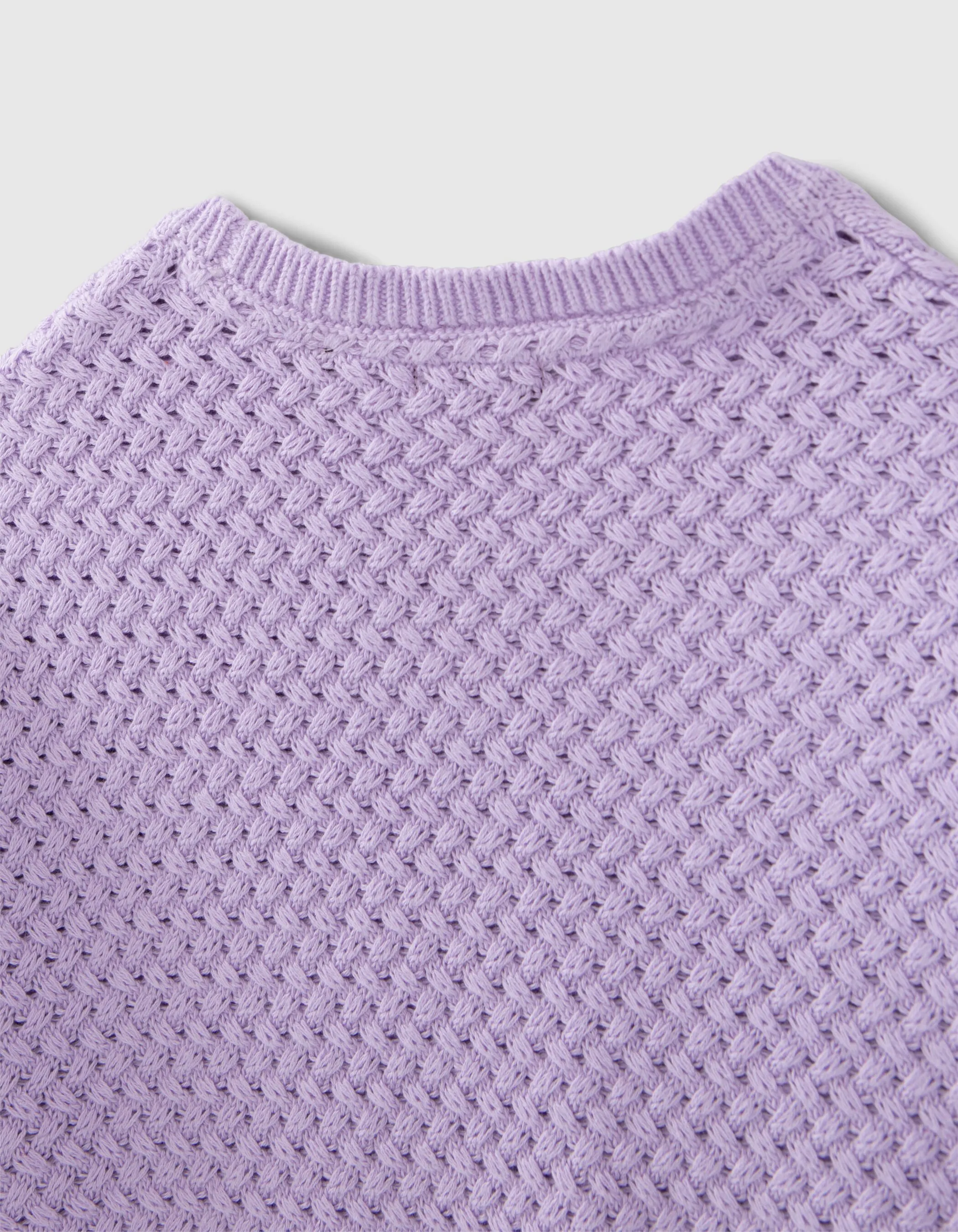 Pull lilas tricot points croisés fille