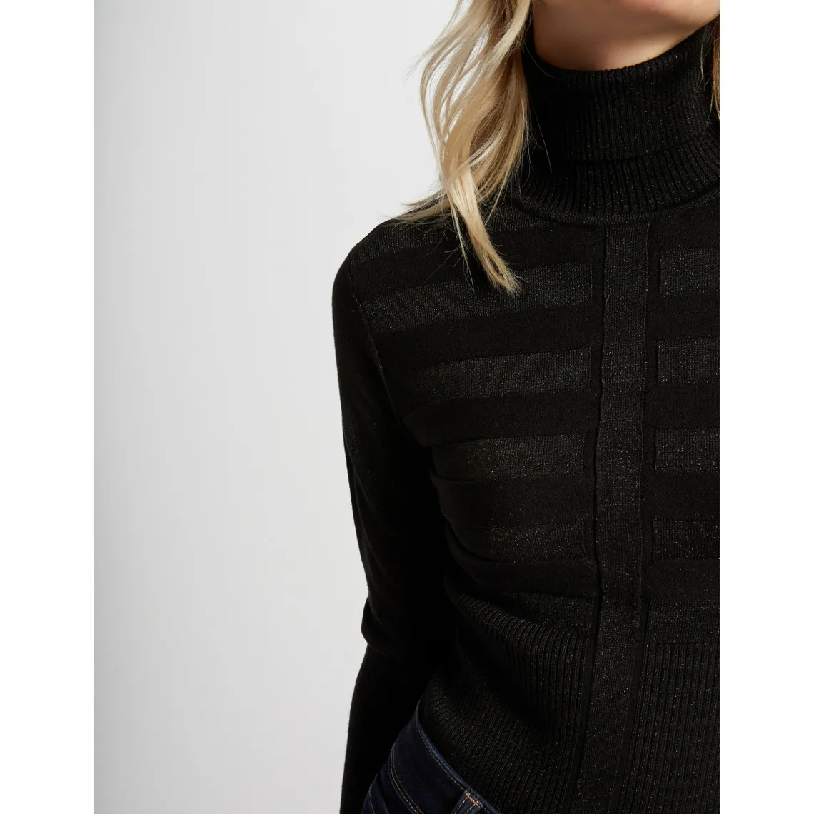 Pull manches longues à col roulé noir en viscose  | 3 Suisses