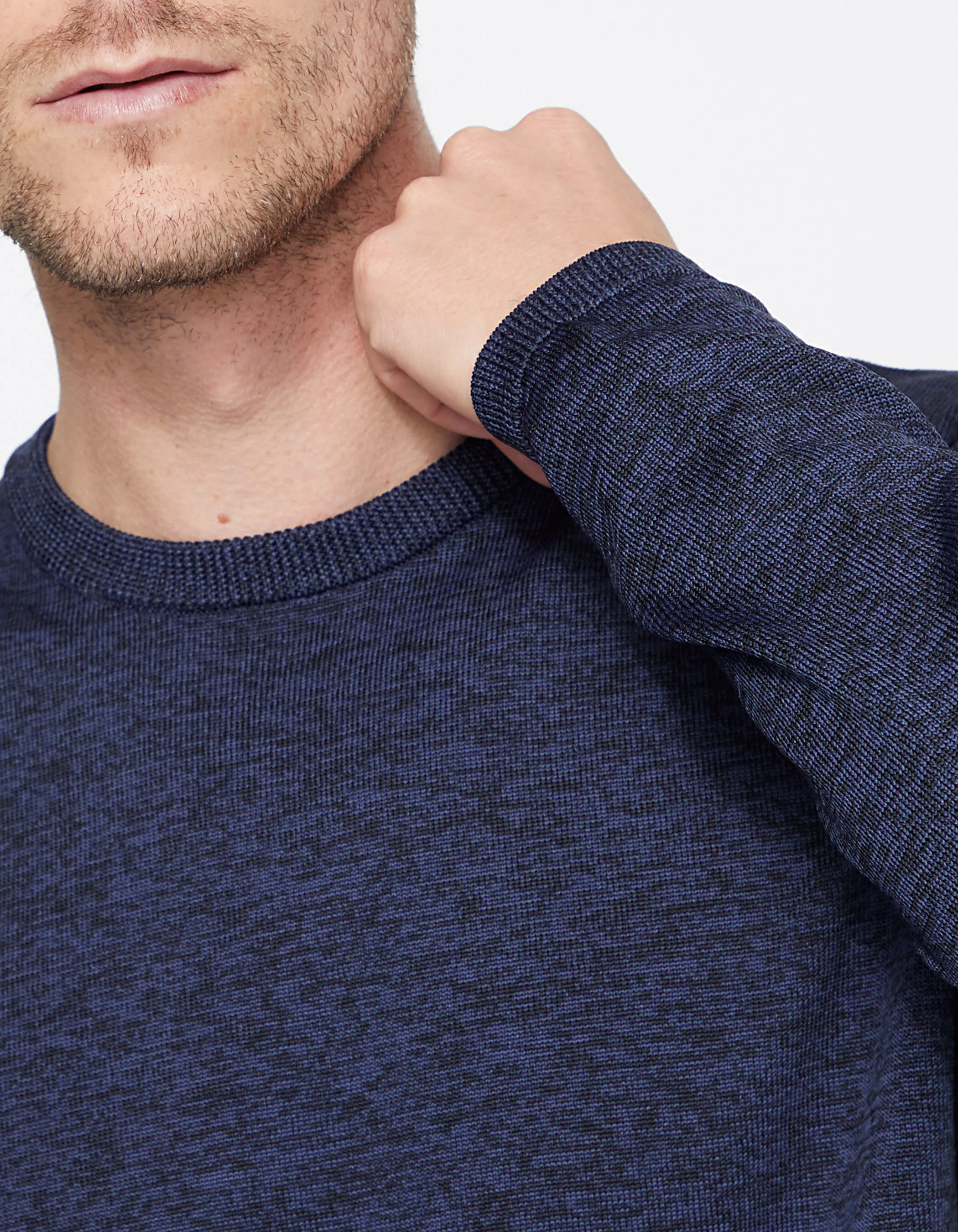 Pull marine en maille moulinée Homme