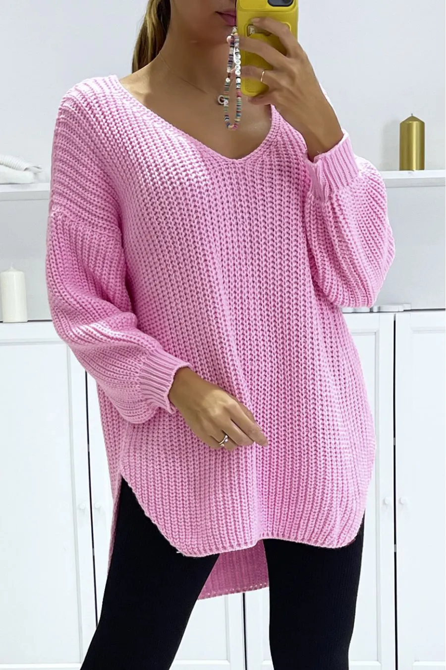 Pull rose bonbon asymétrique en tricot à col v et manches bouffantes, ultra doux