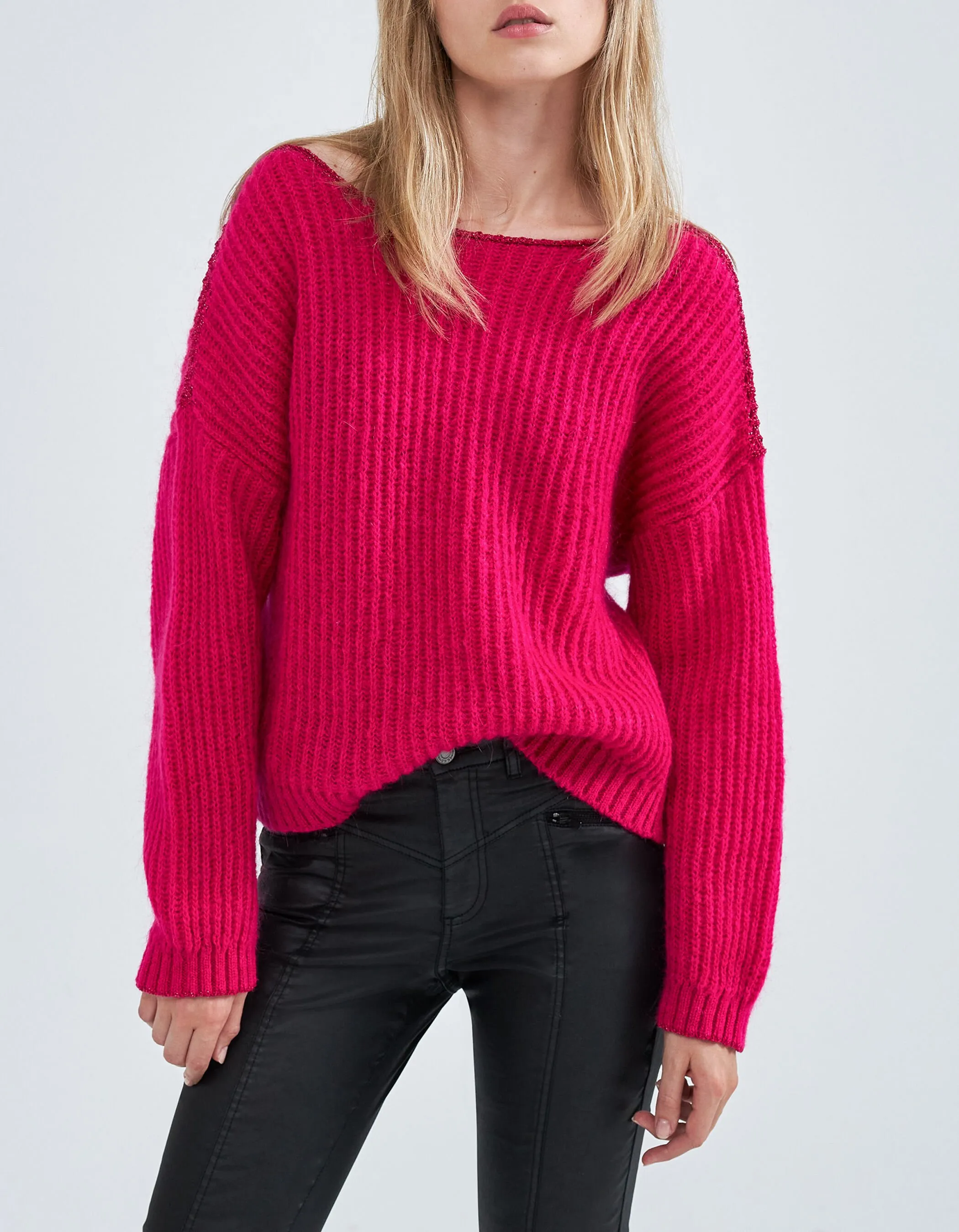 Pull rose tricot à côtes et détails lurex Femme