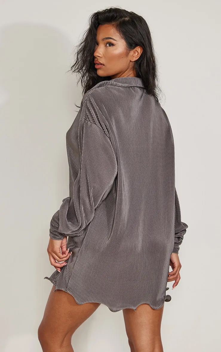 Robe chemise gris anthracite plissée à ourlet volanté