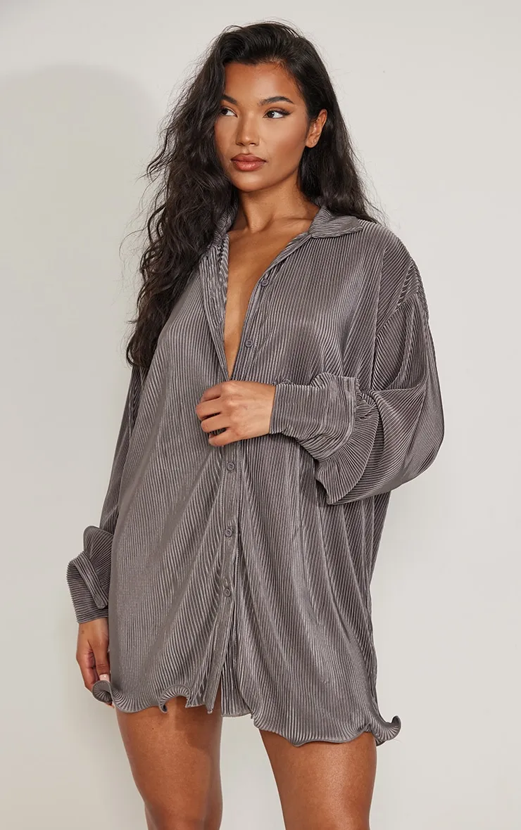 Robe chemise gris anthracite plissée à ourlet volanté