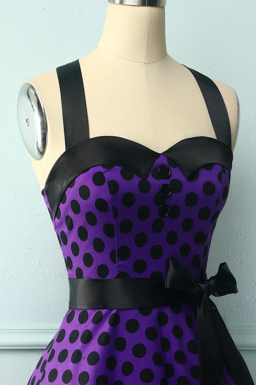 Robe dos nu violet à pois noirs