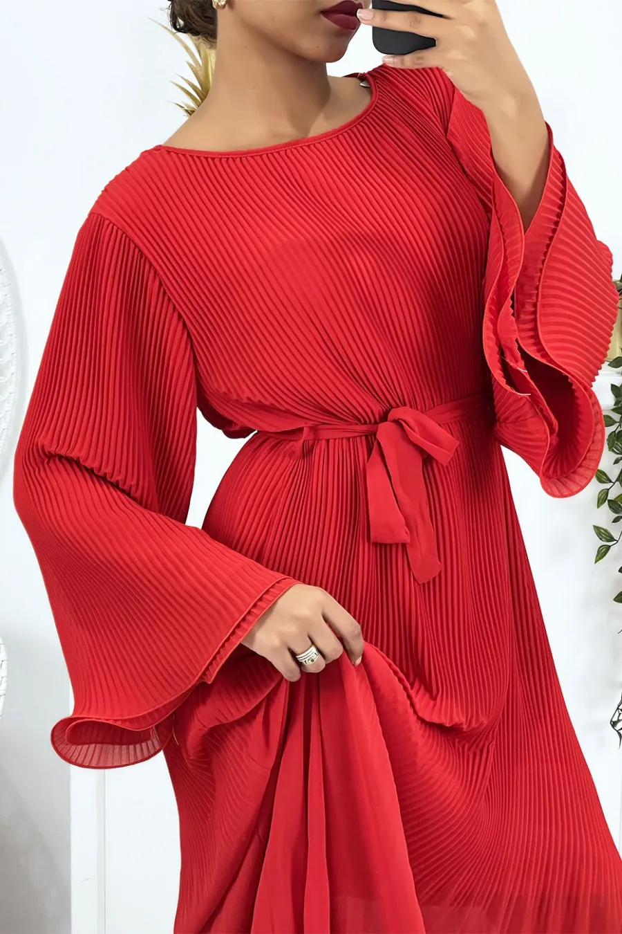 Robe longue plissée rouge