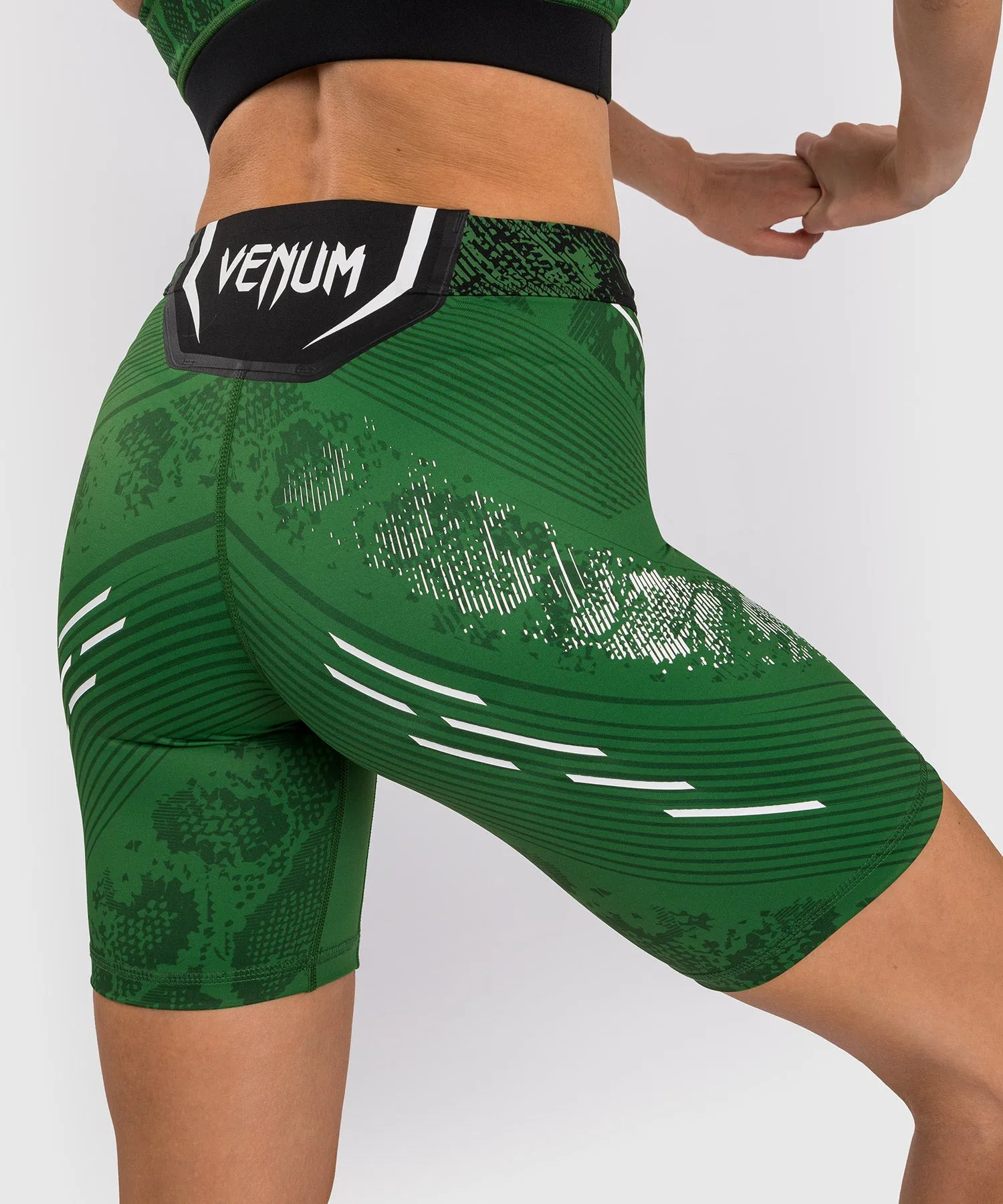 Shorts Vale Tudo Long Fit pour Femmes UFC Adrenaline by Venum Authentic Fight Night - Vert