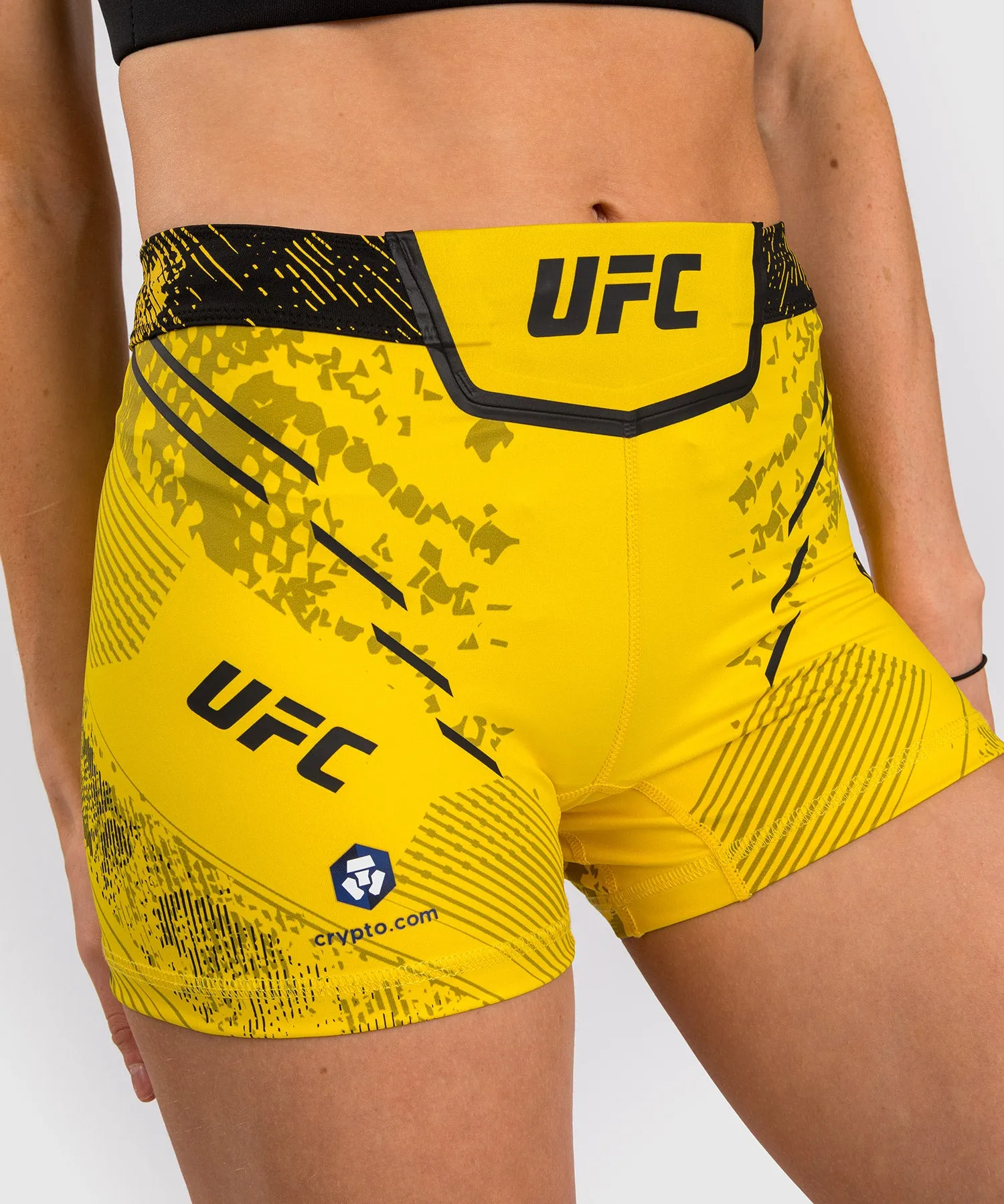 Shorts Vale Tudo Short Fit pour Femmes UFC Adrenaline by Venum Authentic Fight Night - Jaune