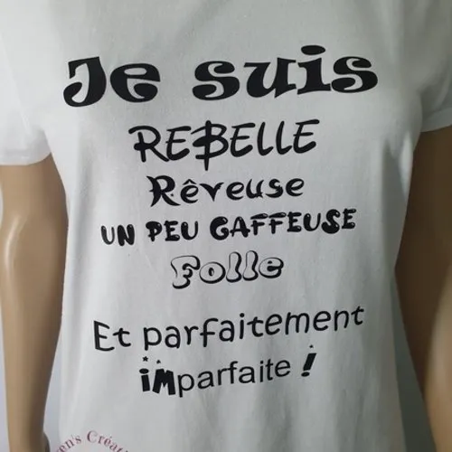 Tee-shirt femme "je suis...parfaitement imparfaite !"