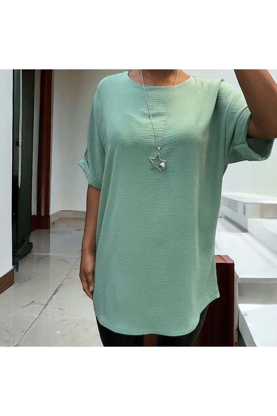 Tunique over size vert d'eau avec collier 